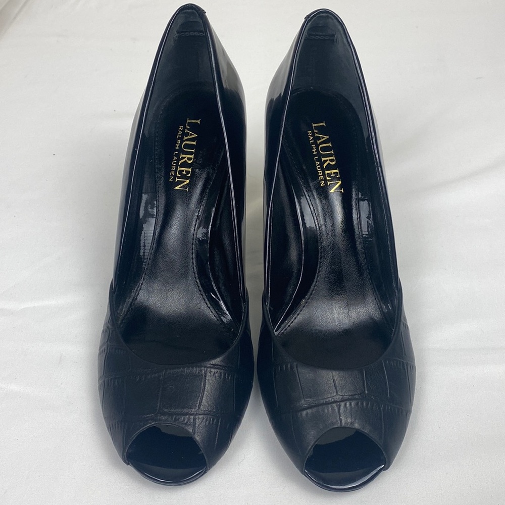 Ralph Lauren fantastic shape Size 7.5 Leather Heel Peep Toe Alligator Embossed